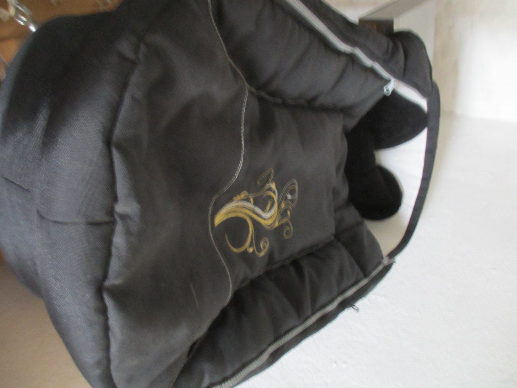 Porte-bébés ventraux & dorsaux: Babyschale Tragetasche – D'occasion à Herisau par fan_h9qj 1
